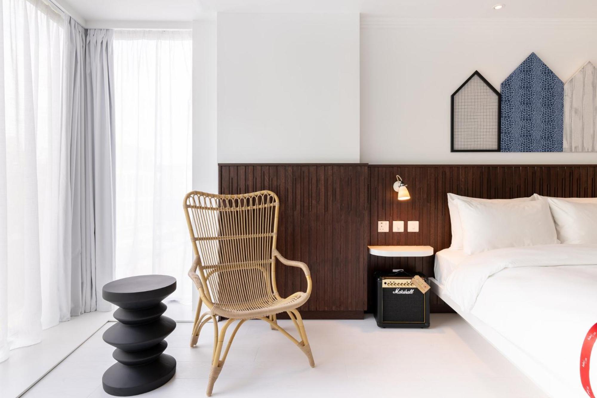 Ruby Zoe Hotel Лондон Экстерьер фото