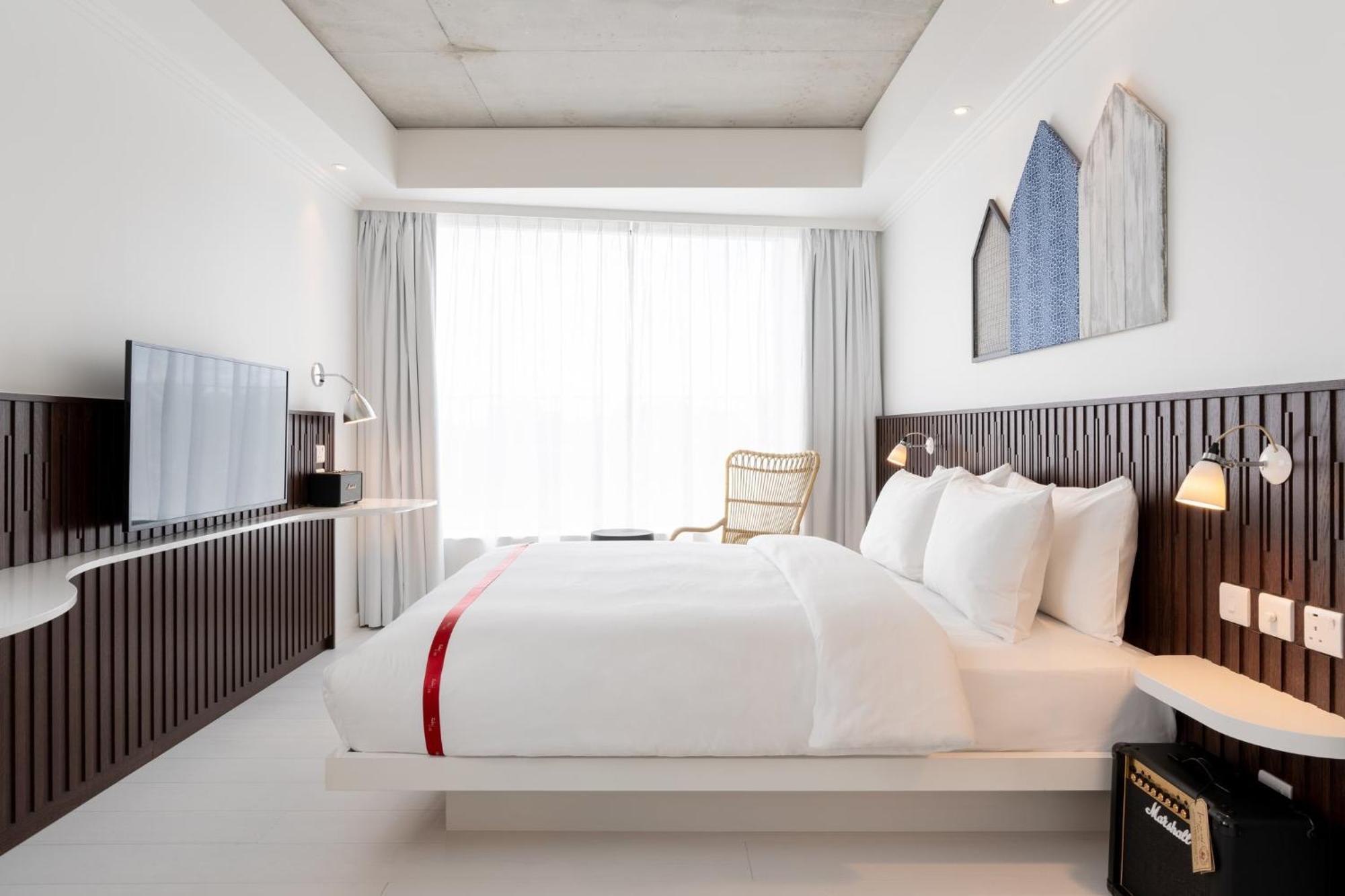 Ruby Zoe Hotel Лондон Экстерьер фото