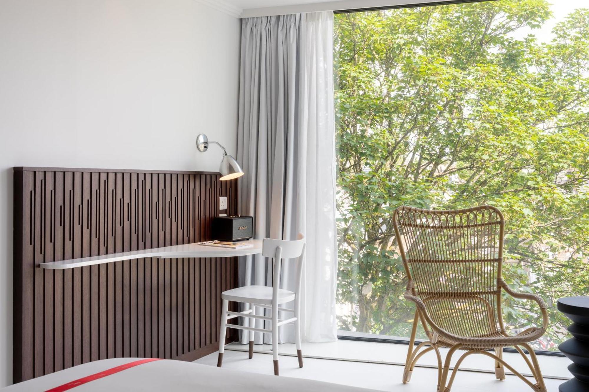 Ruby Zoe Hotel Лондон Экстерьер фото