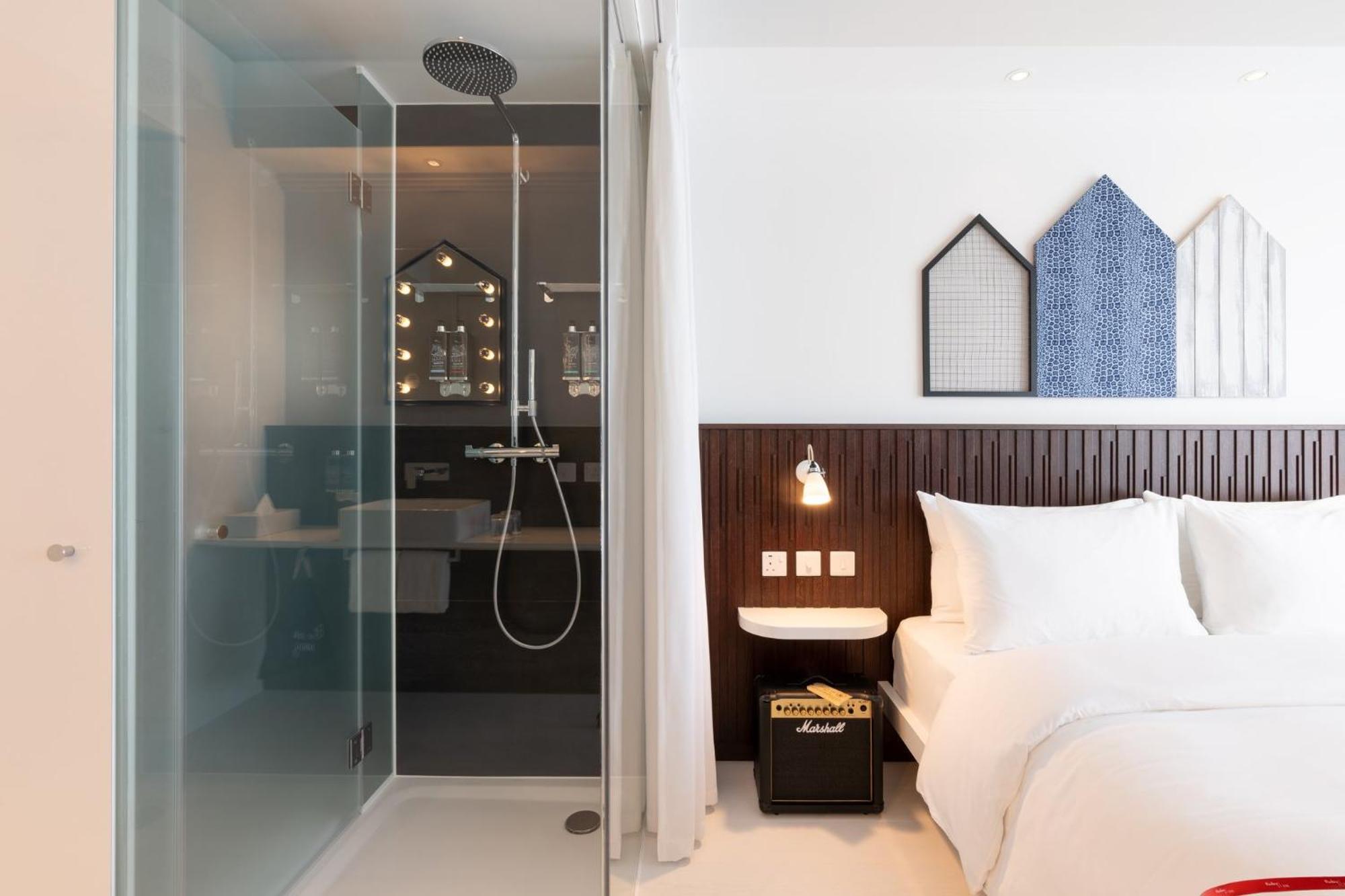 Ruby Zoe Hotel Лондон Экстерьер фото