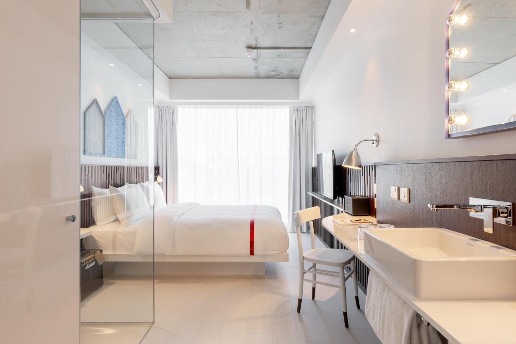 Ruby Zoe Hotel Лондон Экстерьер фото